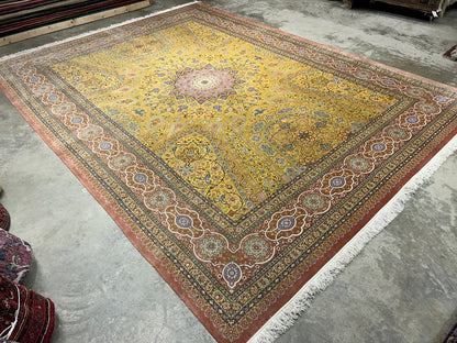 9'8"x12'11" Exquisite Signed Hand-Knotted 100% Silk Qume Rug