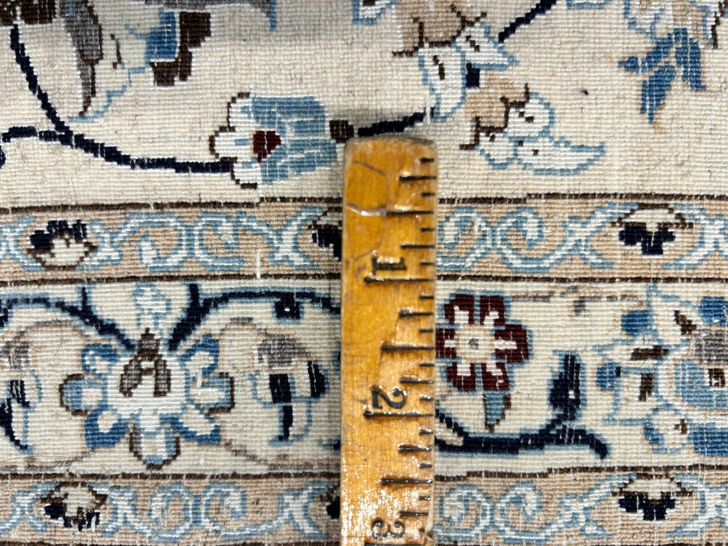 5'7"x9' Extra Fine Hand-Knotted Wool & Silk Naine Rug