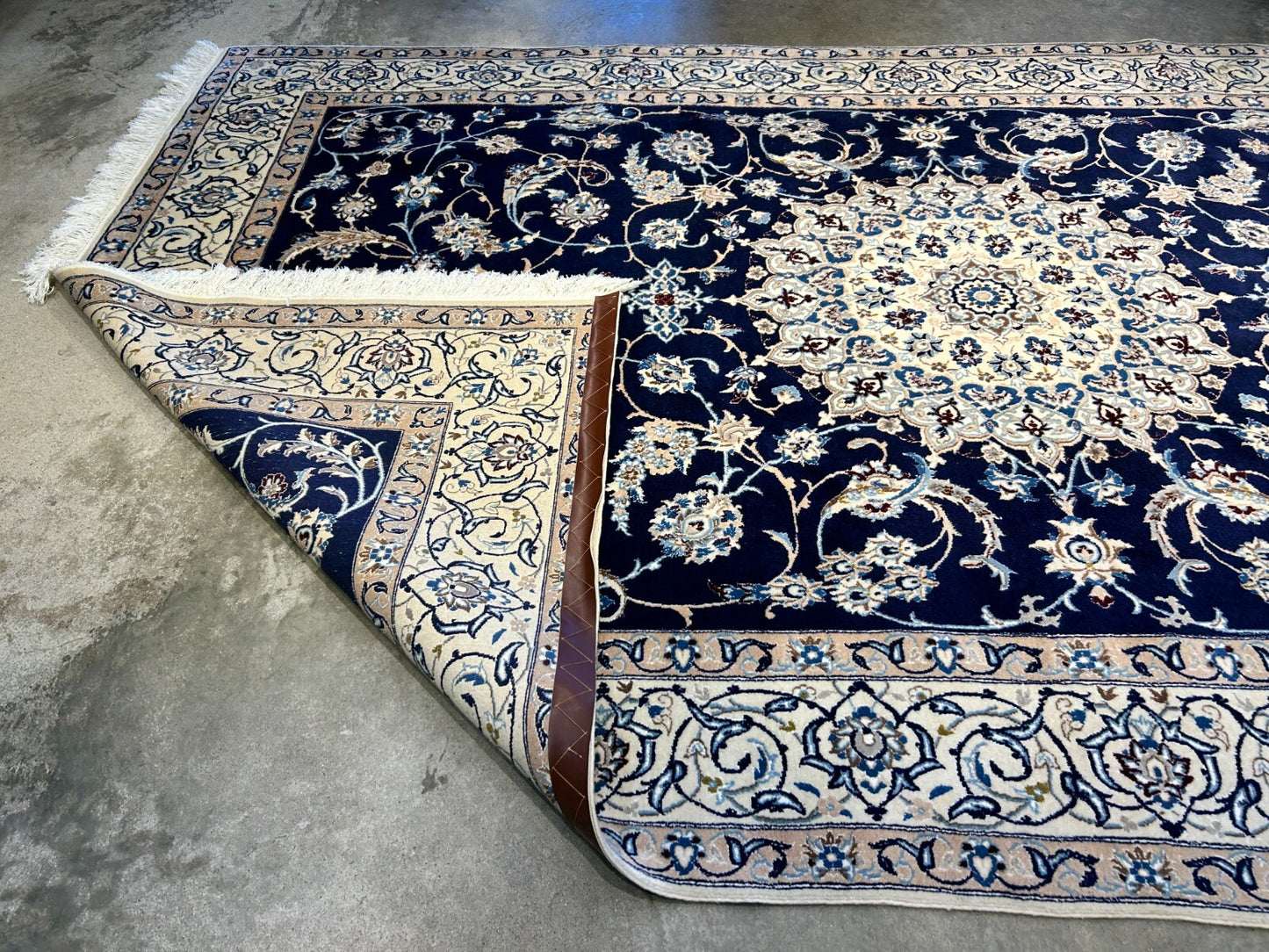 6'5"x10'1" Fine Hand-Knotted Wool & Silk Naine Rug - Area Carpet