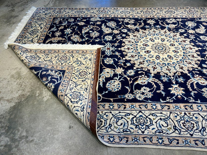 6'5"x10'1" Fine Hand-Knotted Wool & Silk Naine Rug - Area Carpet