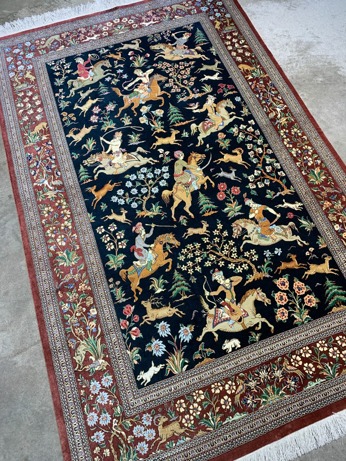 4'3"x6'8" Exquisite Extra-Fine Hand-Knotted 100% Silk Qume Area Rug - Carpet