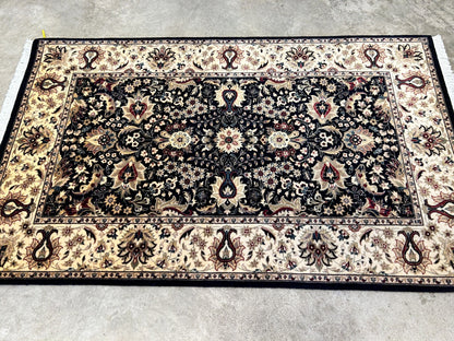 3'1"x5' Hand-Knotted 100% Wool Pile Lahovere Rug