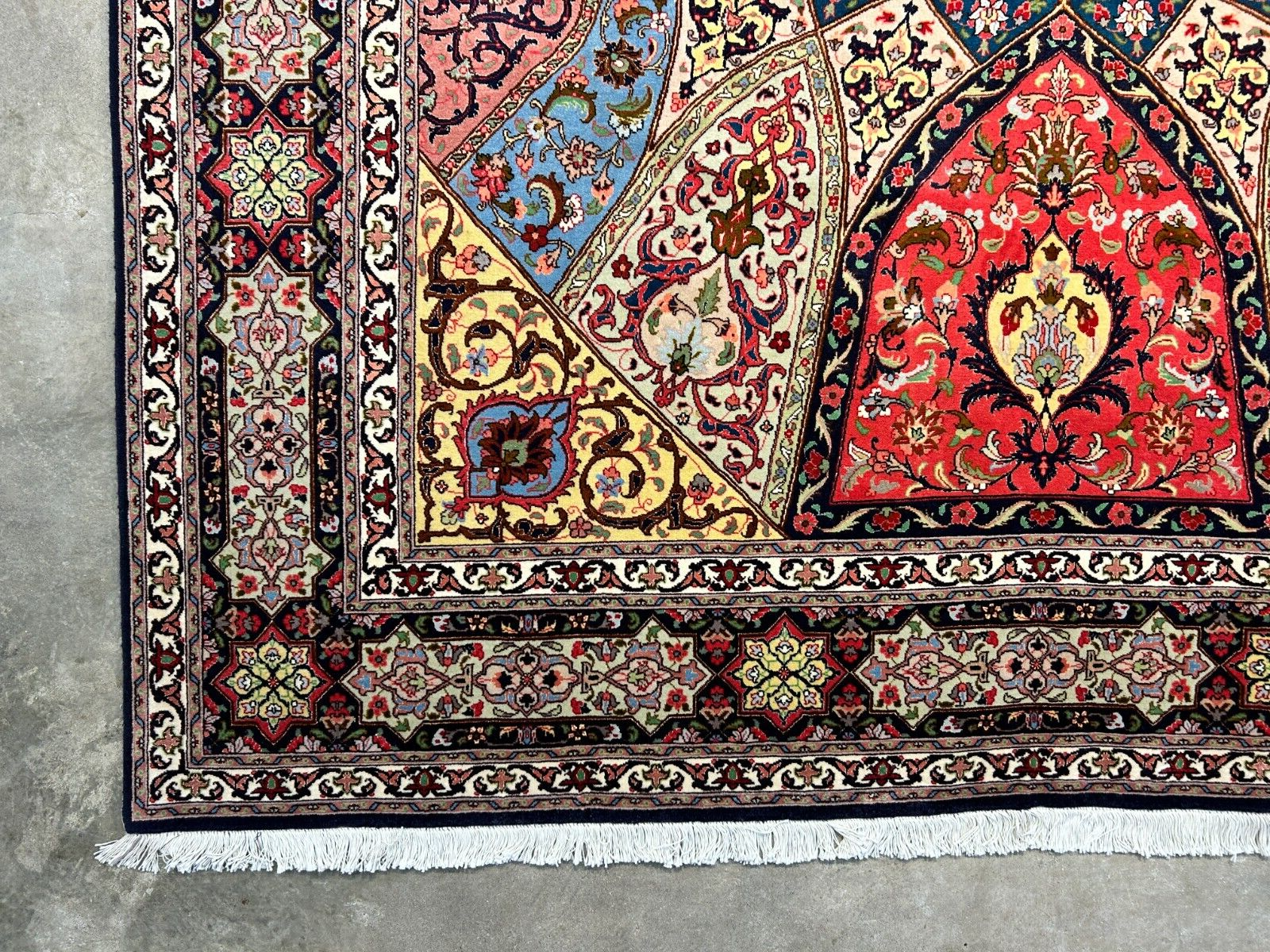 6'8"x10'7" Fine Hand-Knotted Wool & Silk Blend Tabrize Carpet - Area Rug