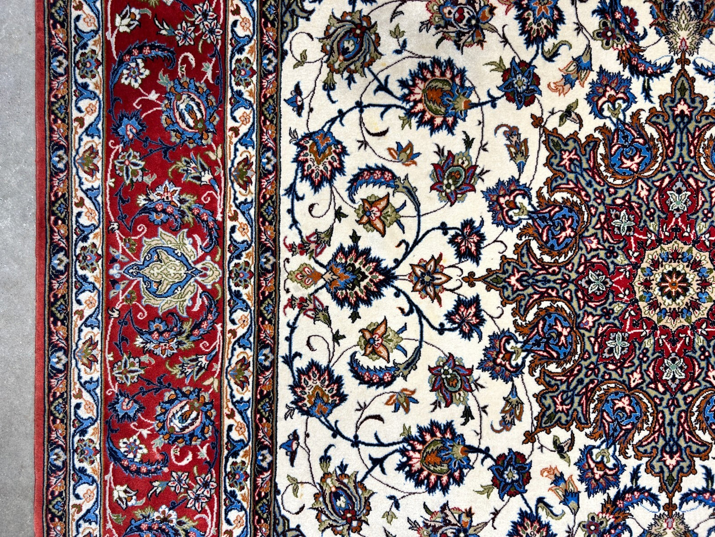 6'9"x10'3" Extra-Fine Hand-Knotted Wool & Silk Blend Isfahane Area Rug - Signed