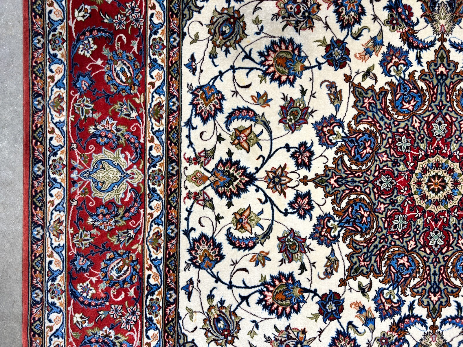 6'9"x10'3" Extra-Fine Hand-Knotted Wool & Silk Blend Isfahane Area Rug - Signed