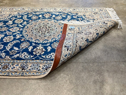 3'1"x4'9" Fine Hand-Knotted Wool & Silk Naine Rug