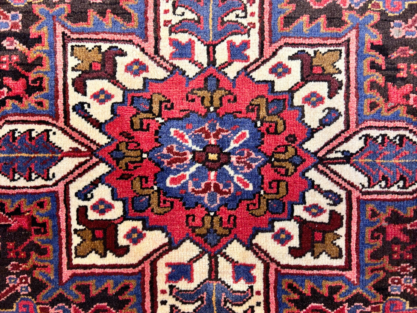 7'3"x9'9" Hand-Knotted 100% Wool Herize Carpet - Area Rug