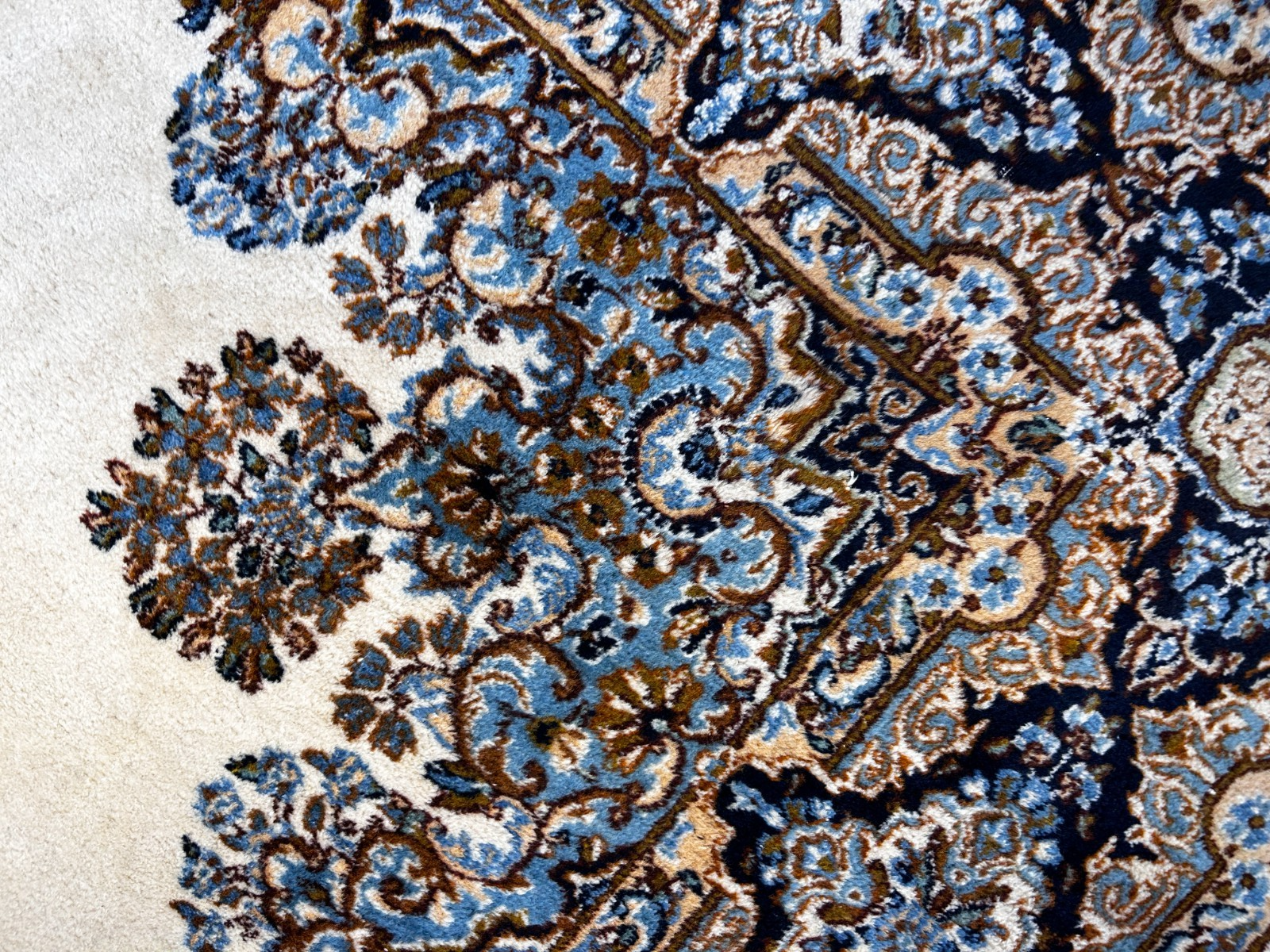 7'4"x10'10" Hand-Knotted 100% Wool Kermane Area Rug - Carpet