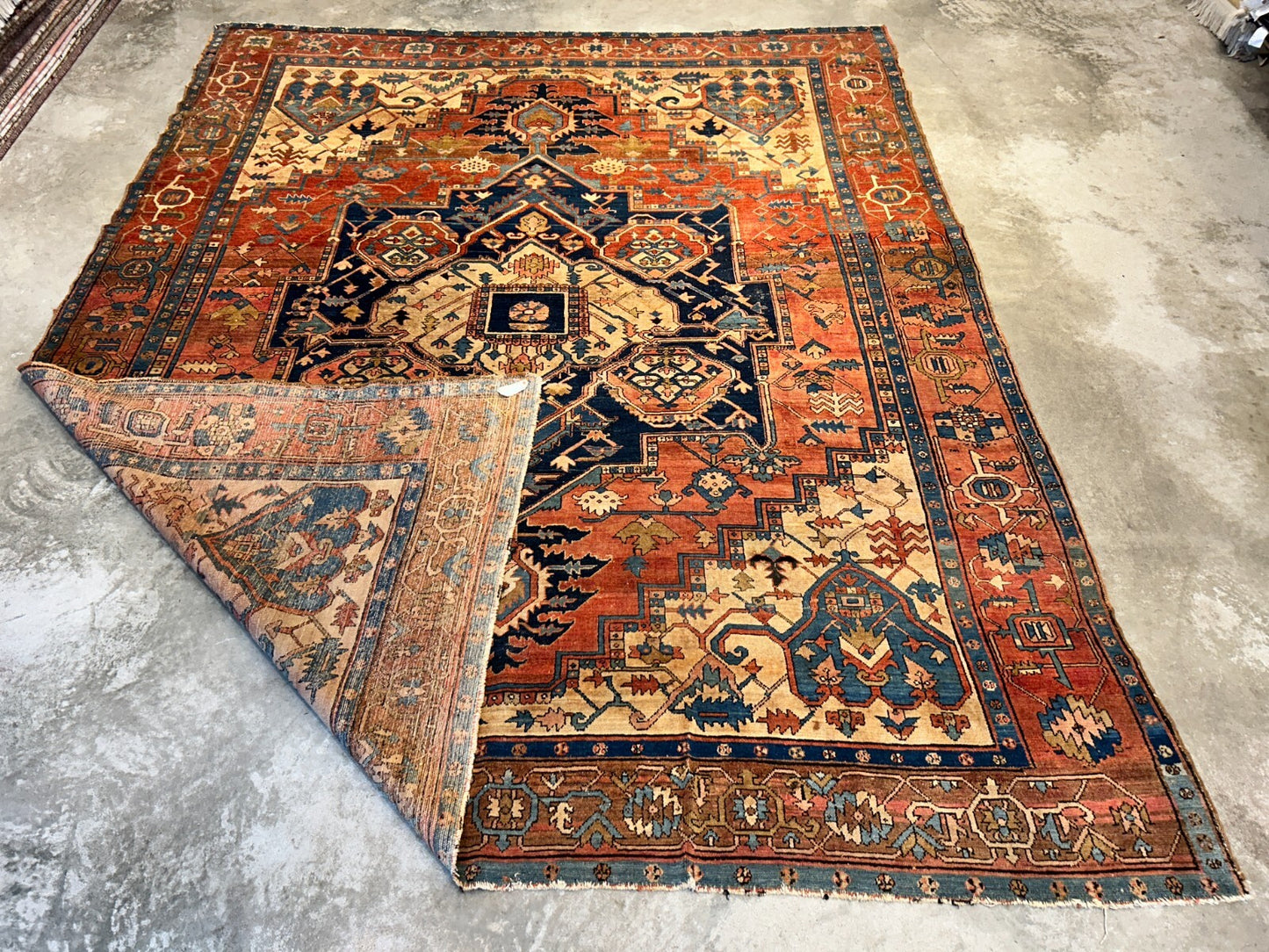 Collector Item - 9'8"x11'10 Antique Fine Wool Herize Serapy Hand-Knotted Rug