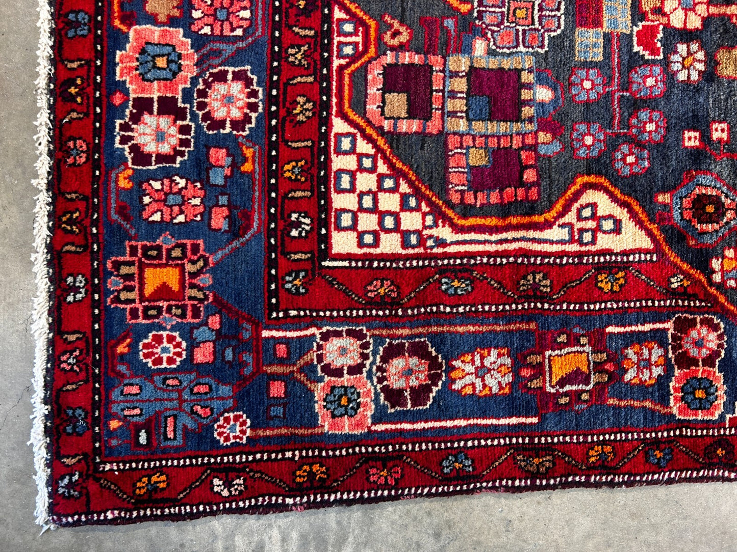 5'4" x 10'0" Hand-Knotted 100% Wool Pile Tuyserkan Area Rug - Carpet