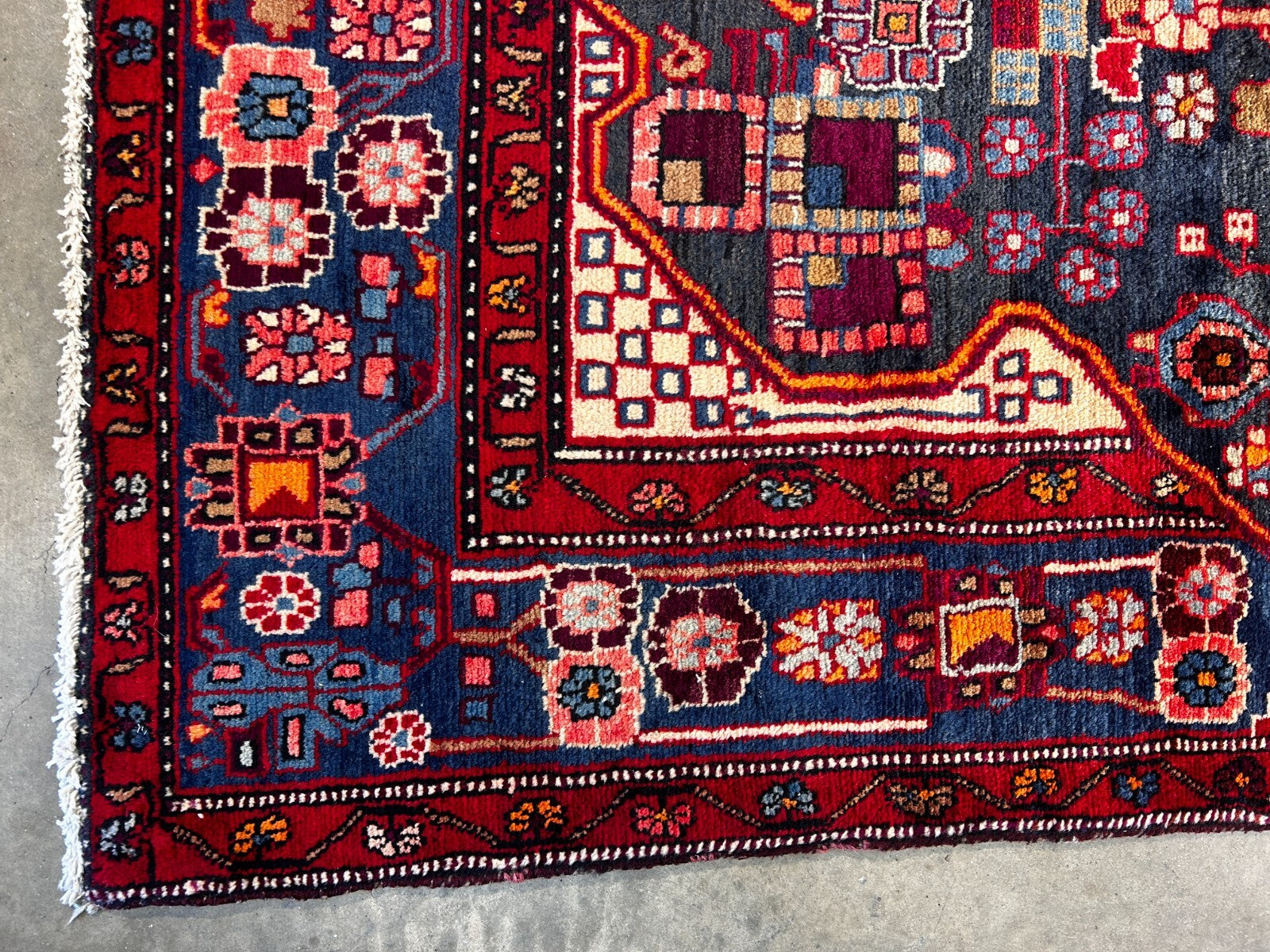 5'4" x 10'0" Hand-Knotted 100% Wool Pile Tuyserkan Area Rug - Carpet