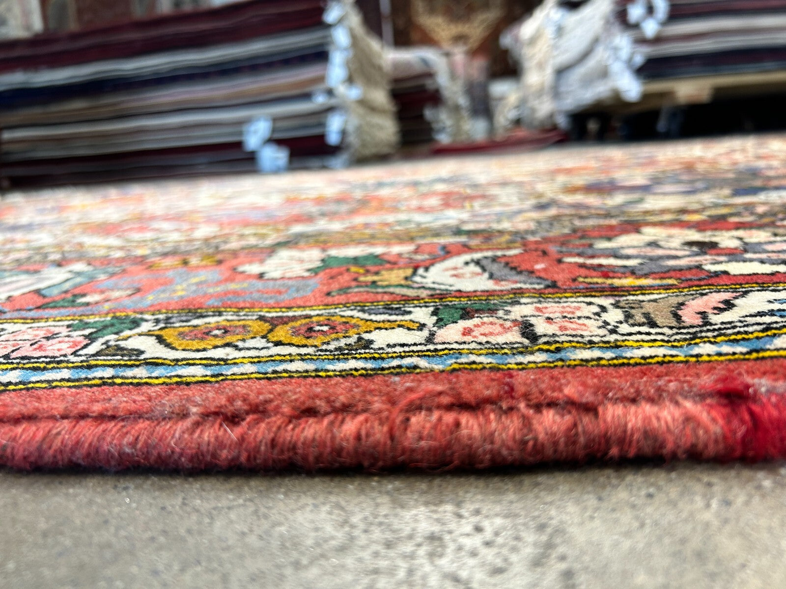 6'7"x10'4" Hand-Knotted 100% Lamb Wool Bakhtiarie Carpet - Area Rug