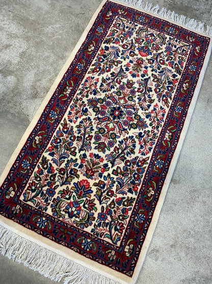 2'4"x4' Hand-Knotted 100% Wool Pile Sarouke Rug