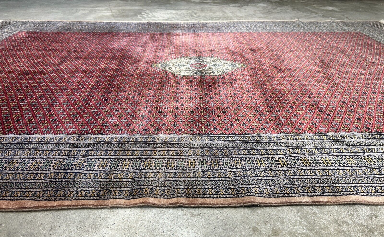 6'x9' Vintage Old Hand-Knotted Wool Oriental Rug - Area Carpet