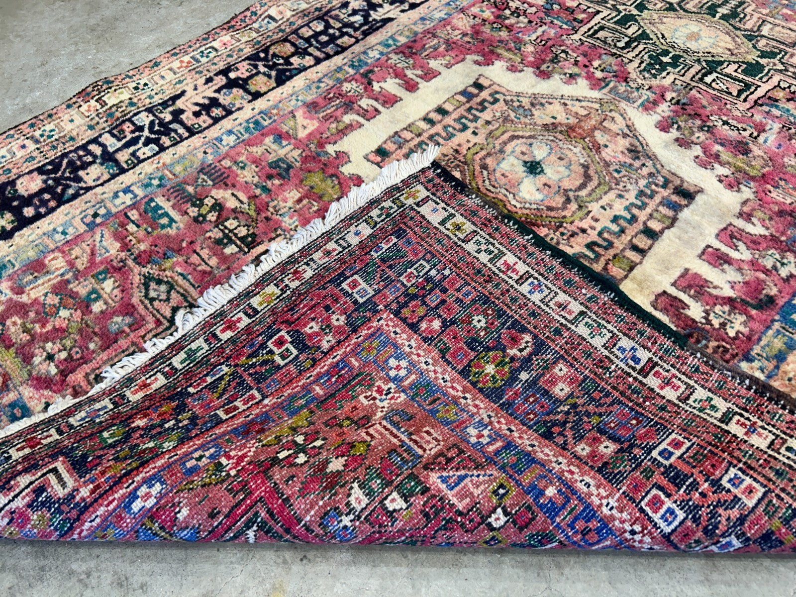 3'8"x4'10" Hand-Knotted 100% Wool Pile Herize Area Rug - Carpet