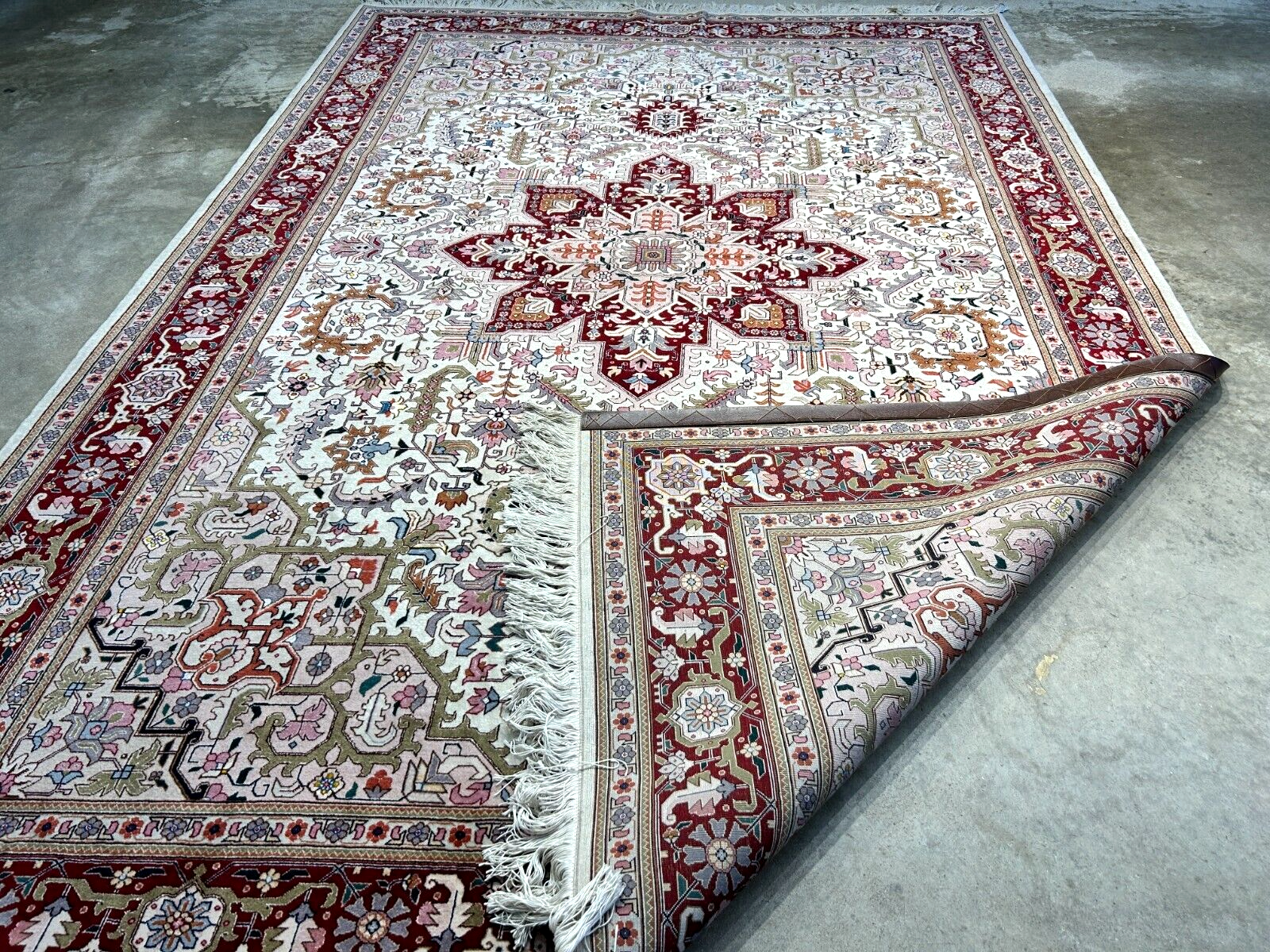 6'8"x10' Fine Hand-Knotted Wool & Silk Blend Tabrize Herize Carpet - Area Rug