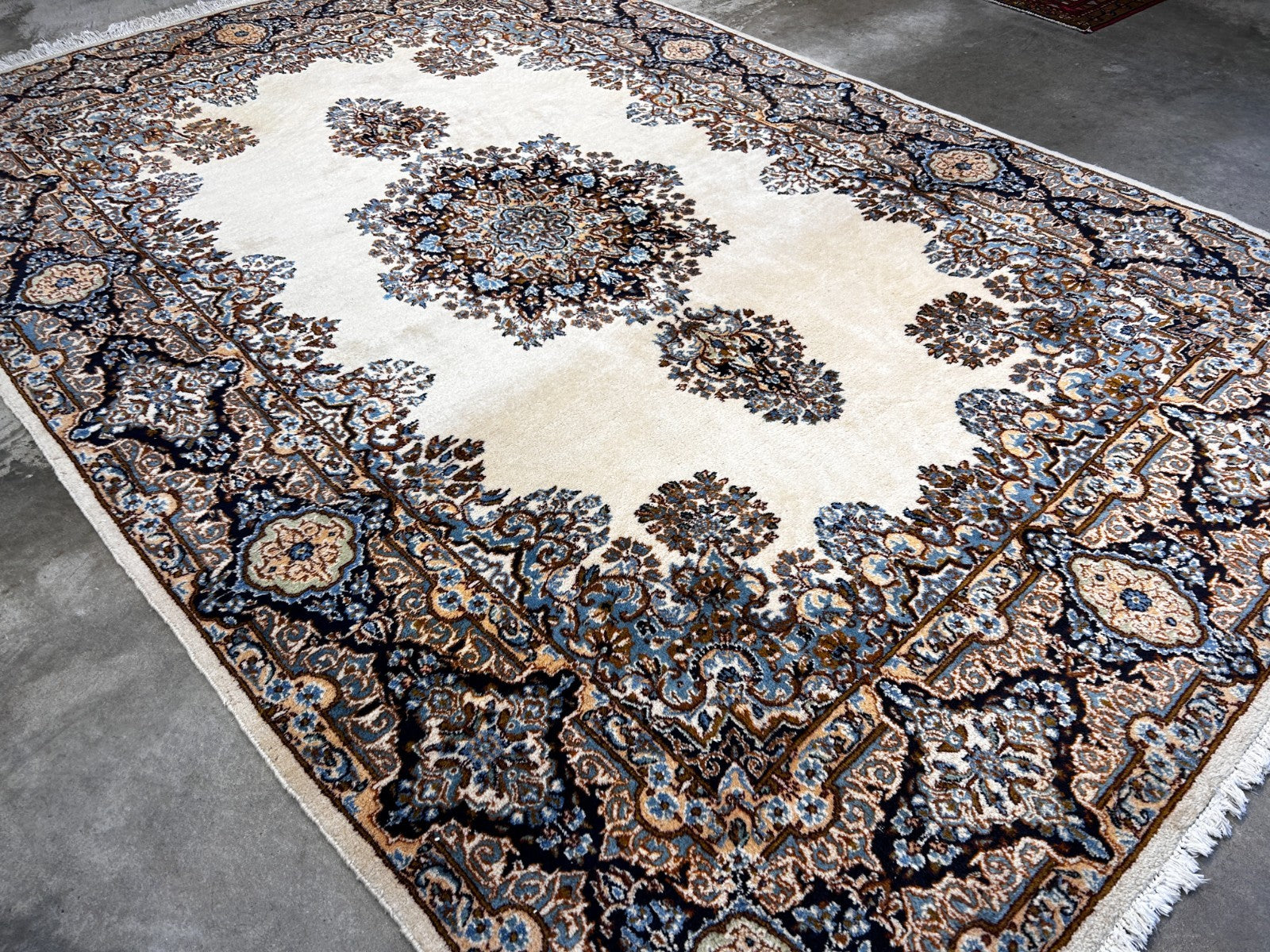 7'4"x10'10" Hand-Knotted 100% Wool Kermane Area Rug - Carpet