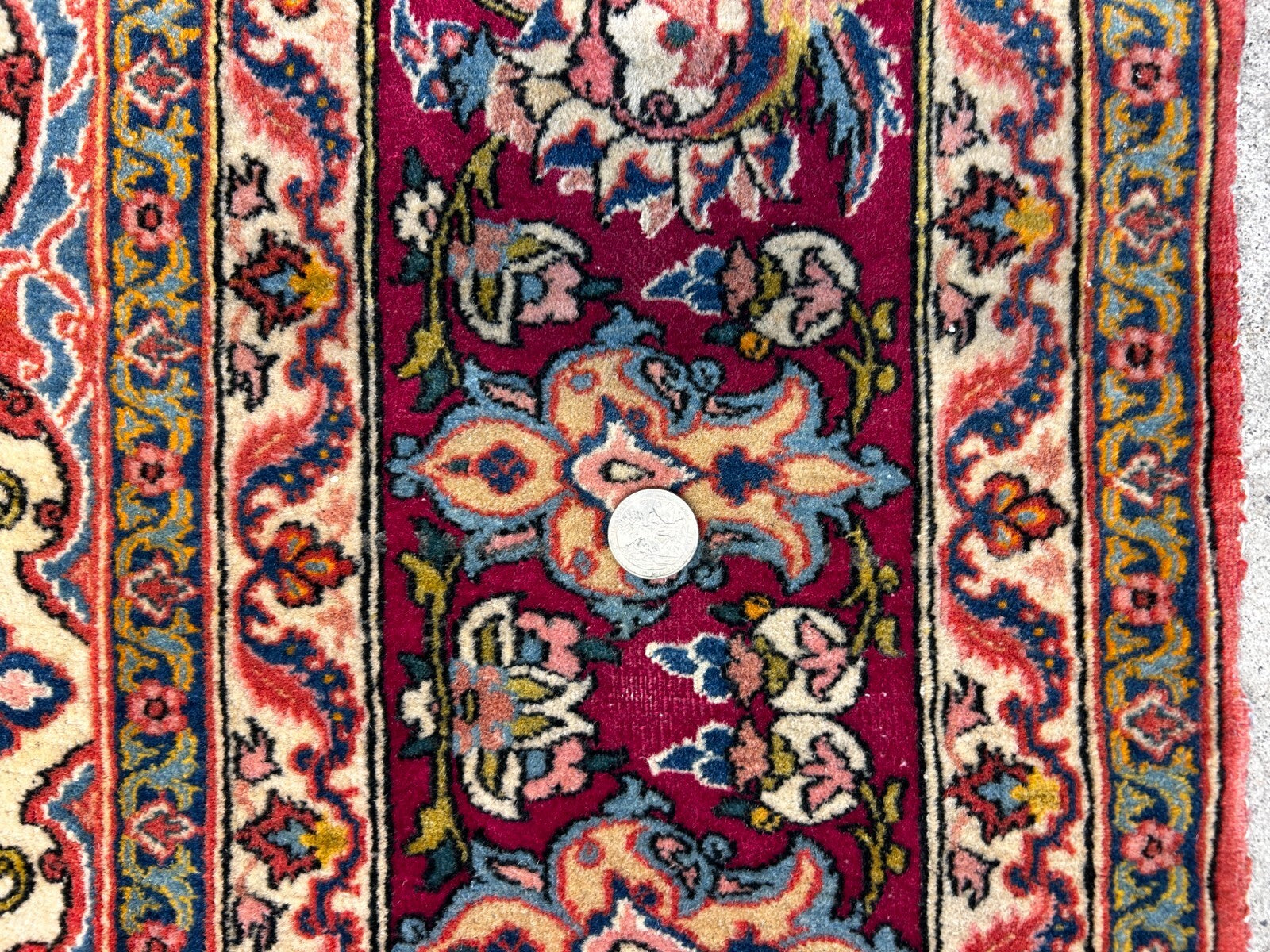 4'10"x6'7" Collector Antique Very Fine Hand-Knotted 100% Wool Isfahane Rug