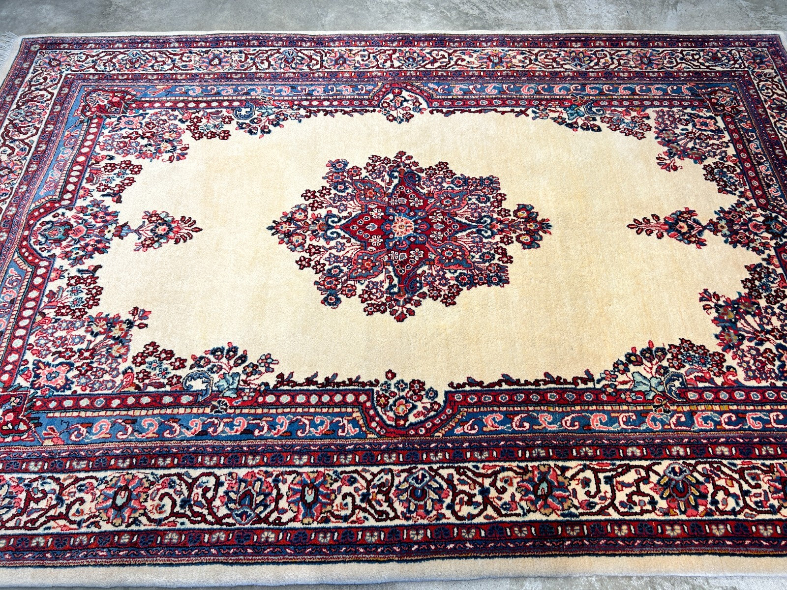 6'3"x9'5" Hand-Knotted 100% Wool Pile Sarouke Carpet - Area Rug