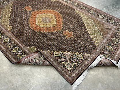 6'8"x10'2" Fine Hand-Knotted Wool & Silk Oriental Tabrize Rug - Area Carpet