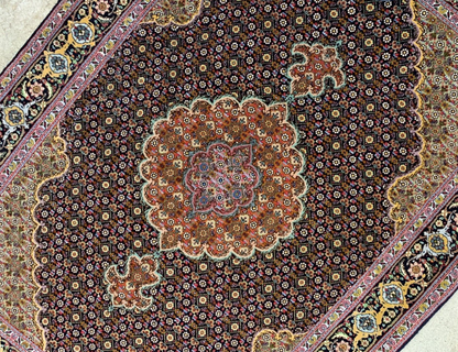 3'6"x5' Fine Hand-Knotted Wool & Silk Blend Tabrize Mahi Area Rug