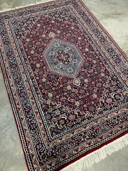 4'1" x 5'11" Hand-Knotted 100% Wool Pile Bidjare Area Rug - Carpet