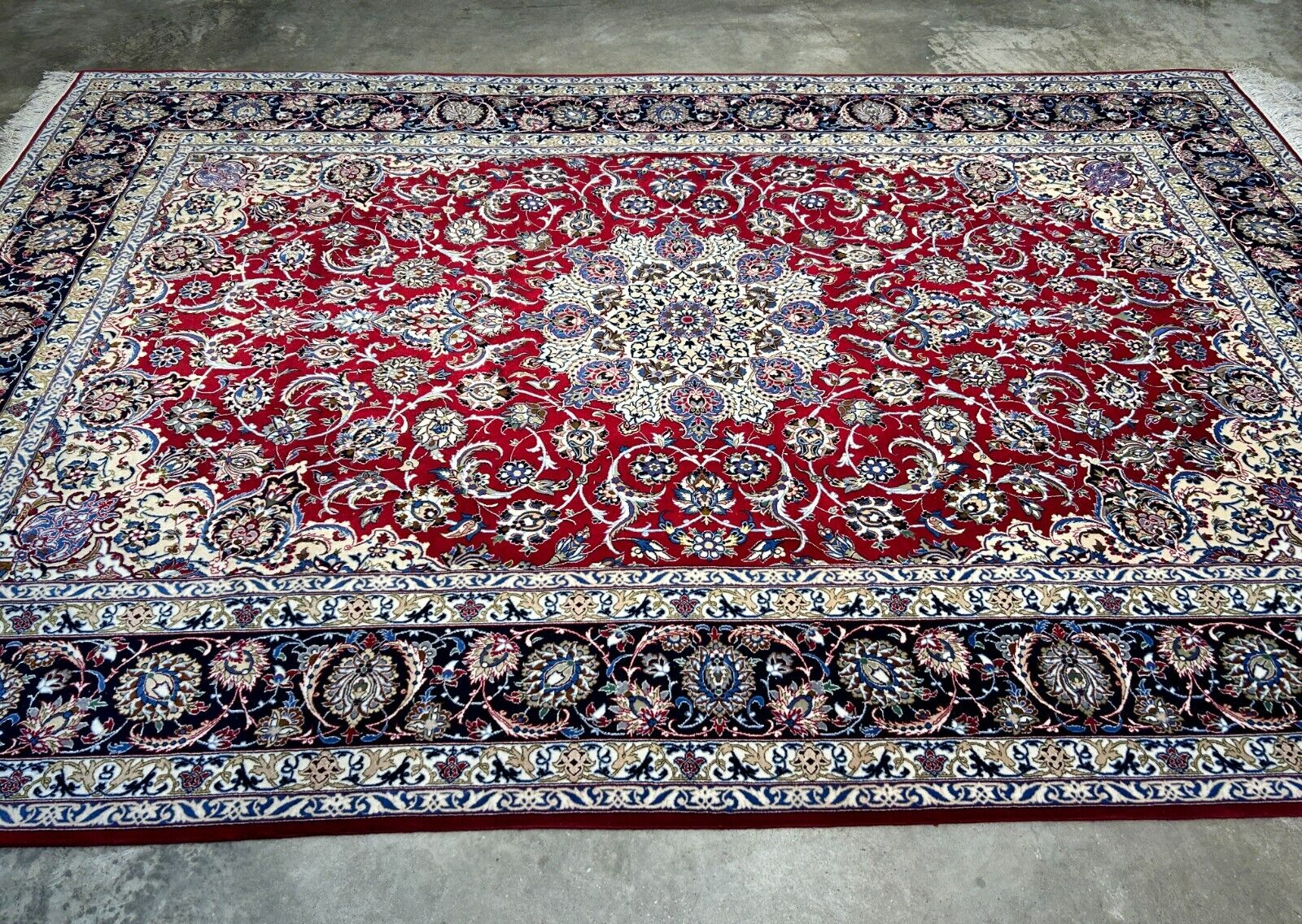 6'9"x10'3" Extra-Fine Hand-Knotted Wool & Silk Blend Isfahane Carpet - Area Rug