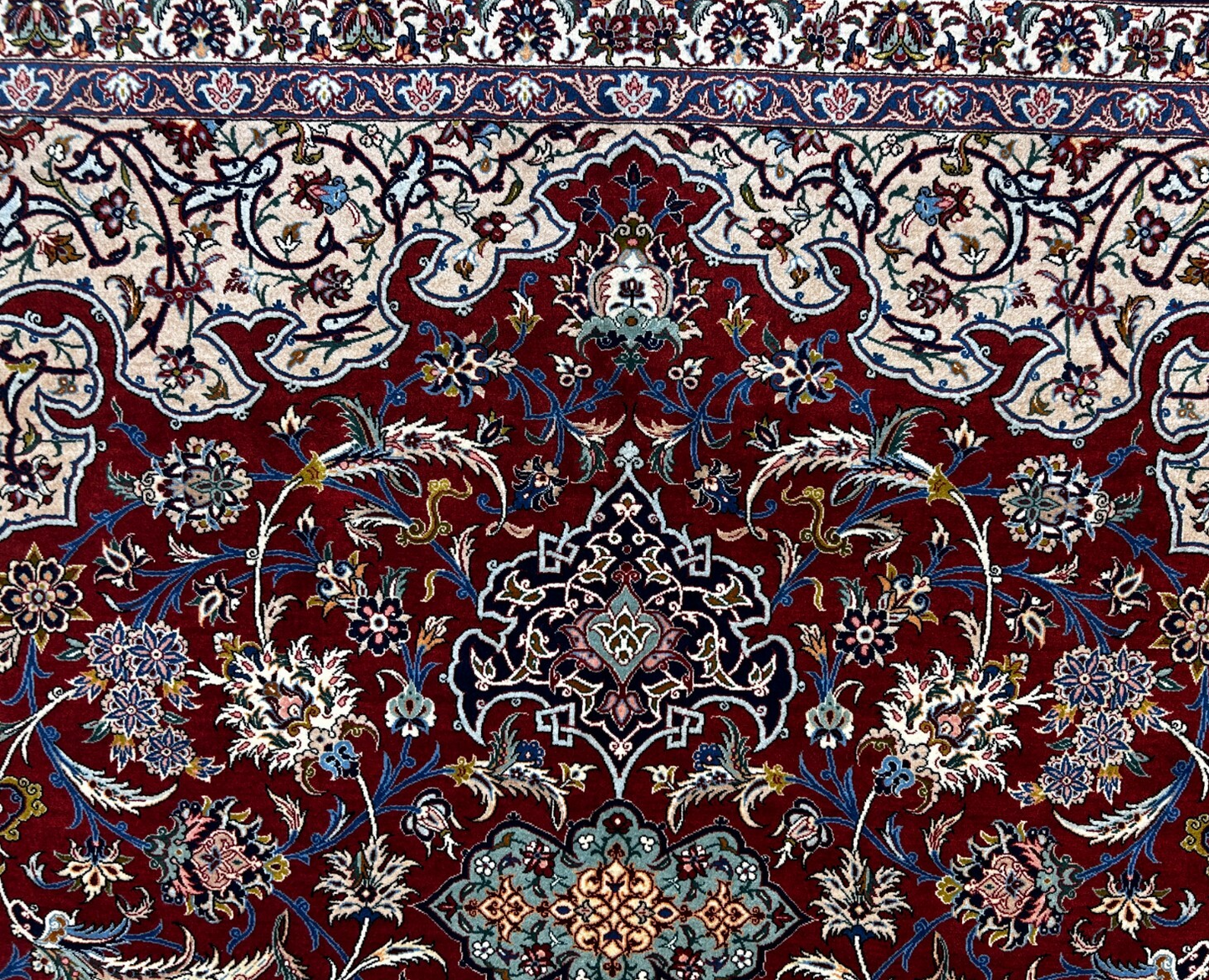 8'1"x11'9" Extra Fine Hand-Knotted Wool & Silk Isfahane Rug