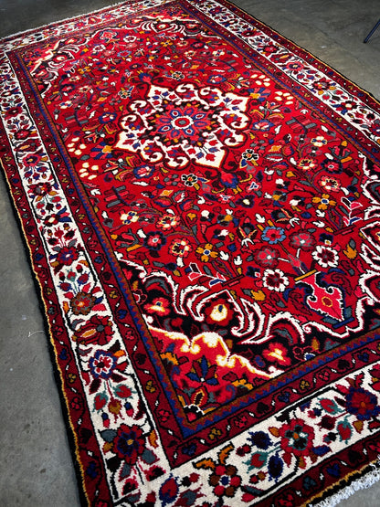 5'7" x 10' Hand-Knotted 100% Wool Pile Bakhtiare Area Rug