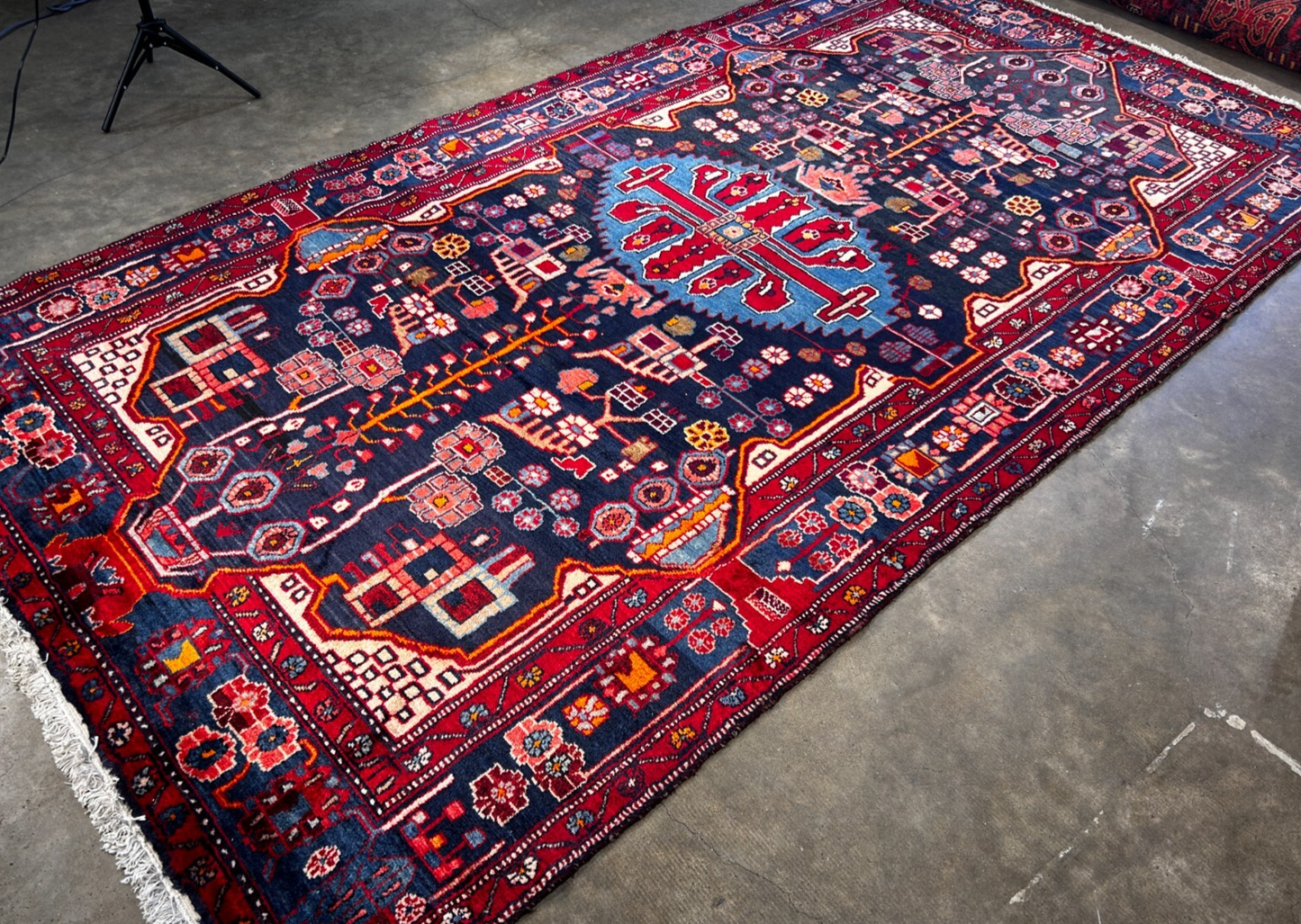5'4" x 10'0" Hand-Knotted 100% Wool Pile Tuyserkan Area Rug - Carpet