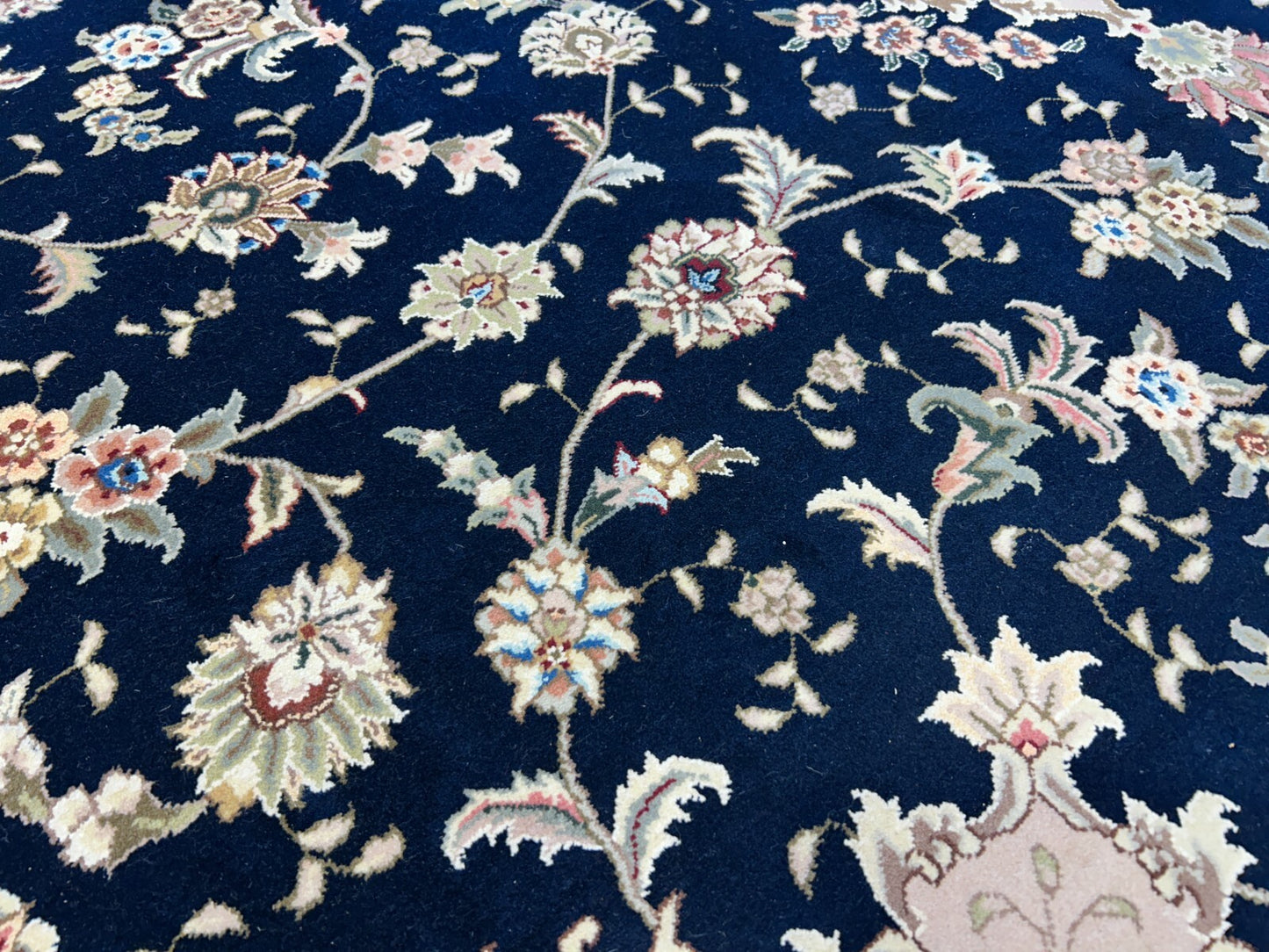 9'x12' Hand-Knotted Wool & Silk Blend Oriental Rug