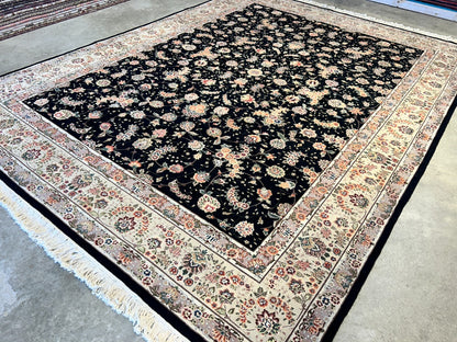 8'9"x11'6" Hand-Knotted Wool & Silk Blend Oriental Rug