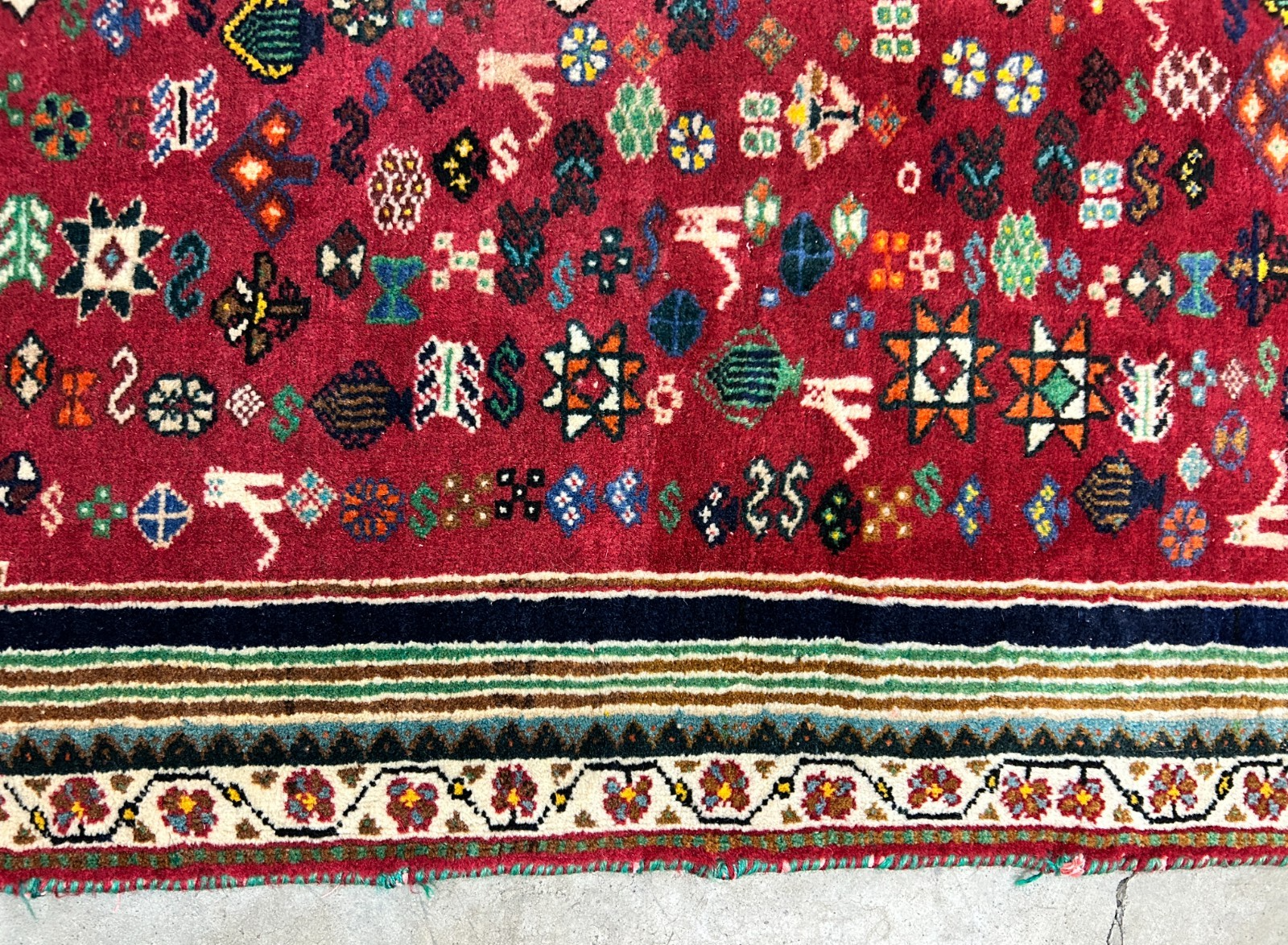 3'11"x4'7" Hand-Knotted 100% Wool Pile Ghashghaei Area Rug - Carpet