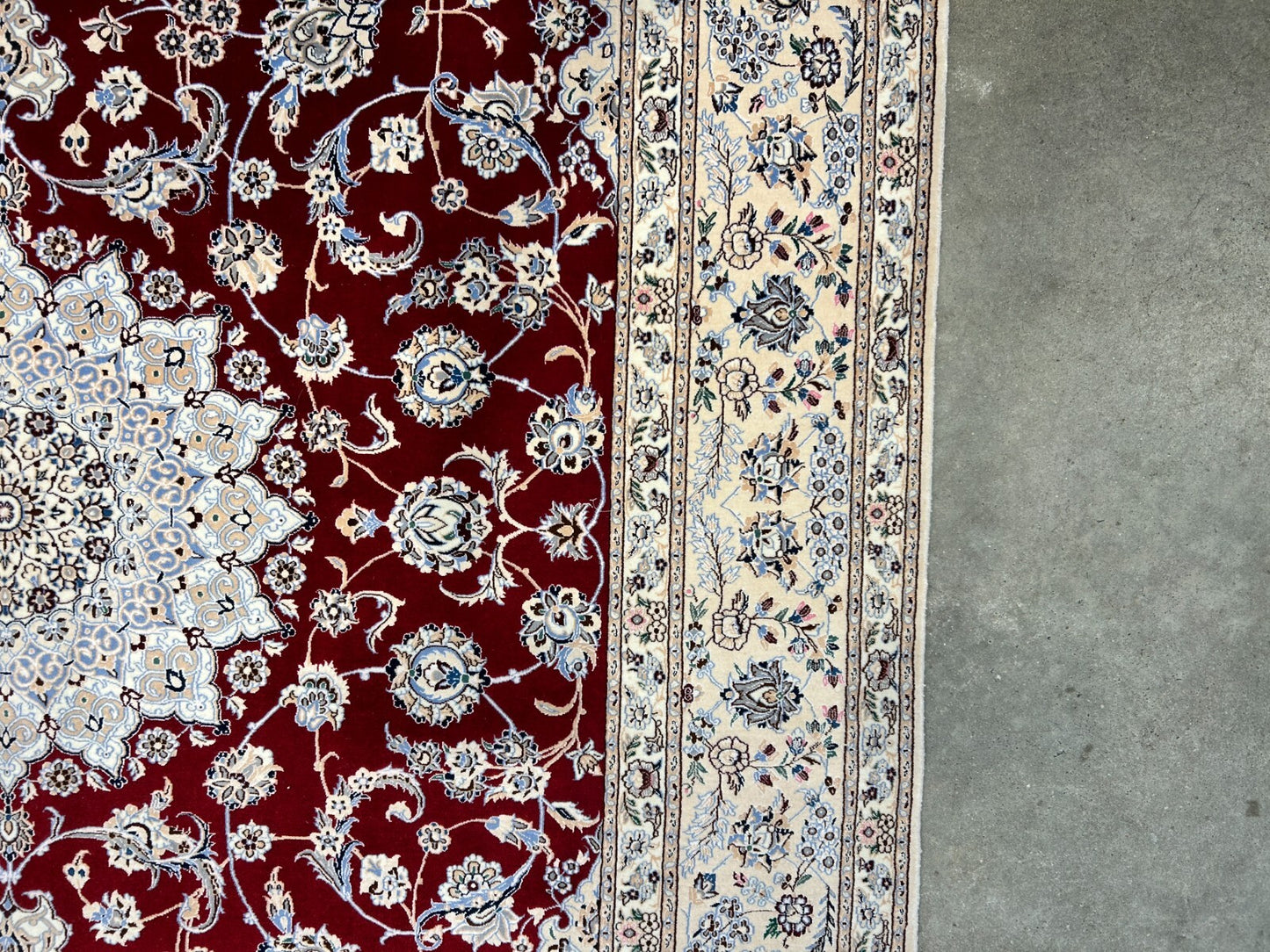 6'7"x9'6" Fine Hand-Knotted Wool & Silk Naine Rug - Area Carpet