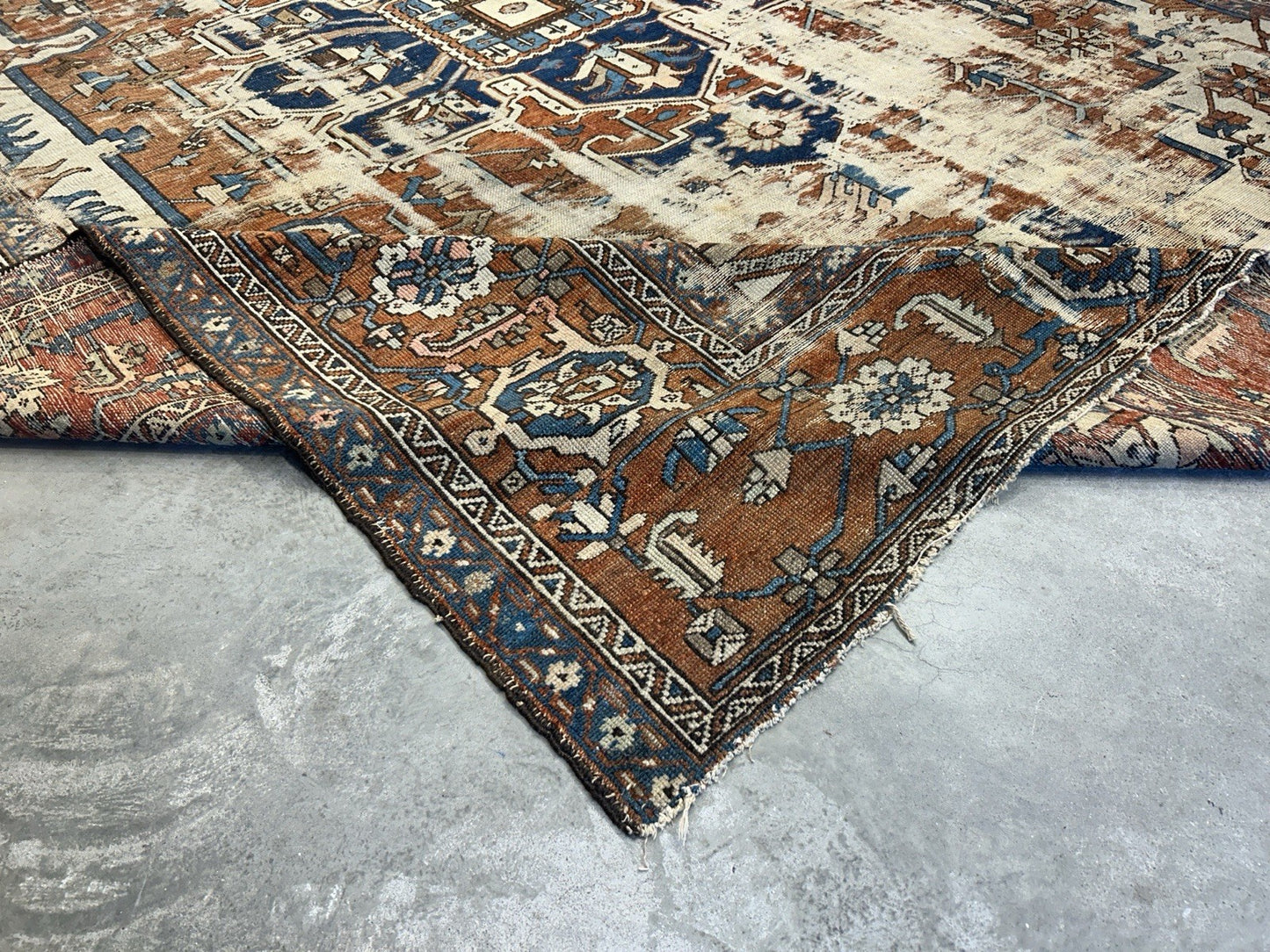 Collector Item- 10’5”x12’8” Old Antique Hand-Knotted Wool Pile Serapie Area Rug