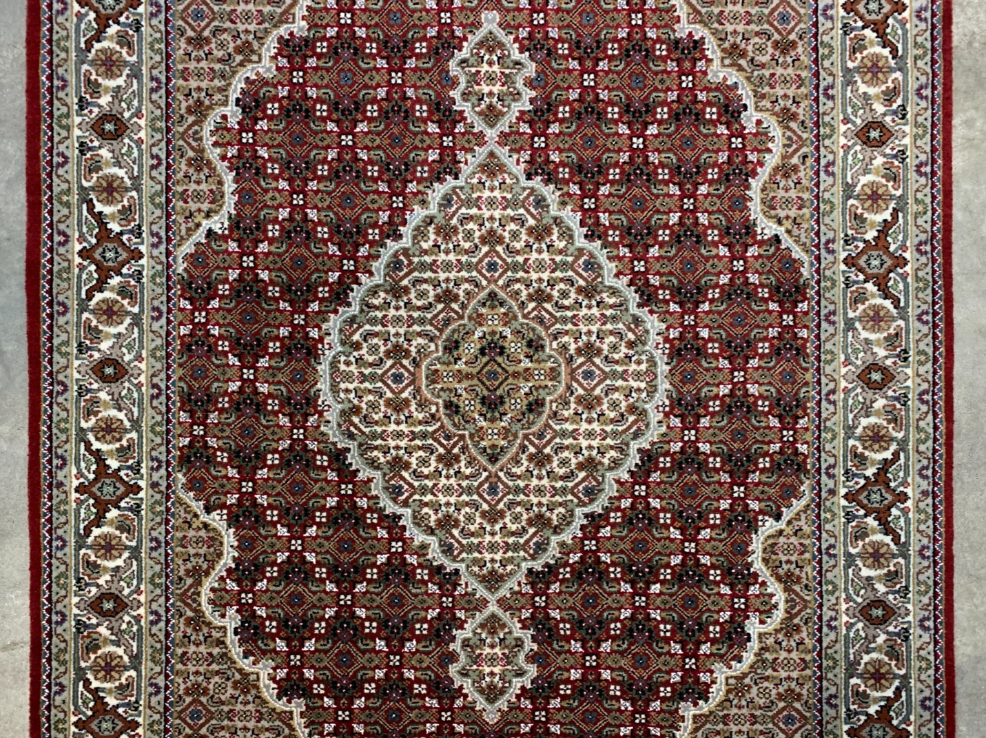 4'1" x 6' Hand-Knotted 100% Wool Tabrize Mahi Rug - Area Carpet
