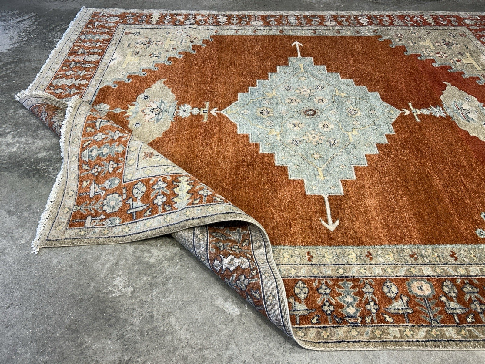 7’10”x9’11” Hand-Knotted 100% Wool Pile Indoserapi Area Rug - Carpet