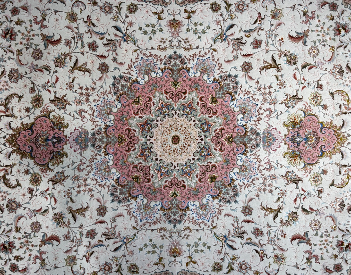 8'2"x11'8" Extra Fine 80-Raj Hand-Knotted Wool & Silk Tabrize Rug