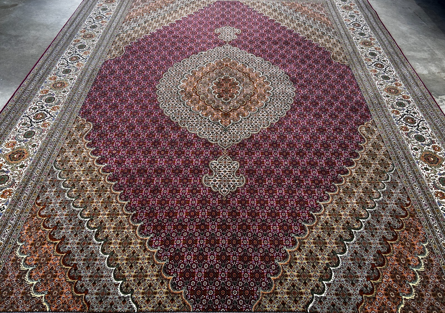 8'2"x11'10" Fine Hand-Knotted Silk & Wool Tabrize Fish Style Rug