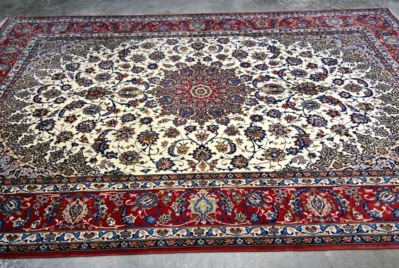 6'9"x10'3" Extra-Fine Hand-Knotted Wool & Silk Blend Isfahane Area Rug - Signed
