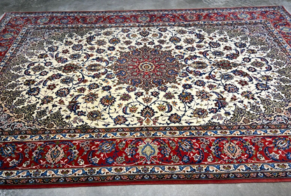 6'9"x10'3" Extra-Fine Hand-Knotted Wool & Silk Blend Isfahane Area Rug - Signed