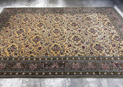 7'x11'6" Very Fine Hand-Knotted Wool & Silk Qume Rug