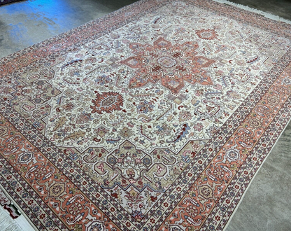 6'7"x9'10" Fine Hand-Knotted Wool & Silk Blend Tabrize Herize Carpet - Area Rug