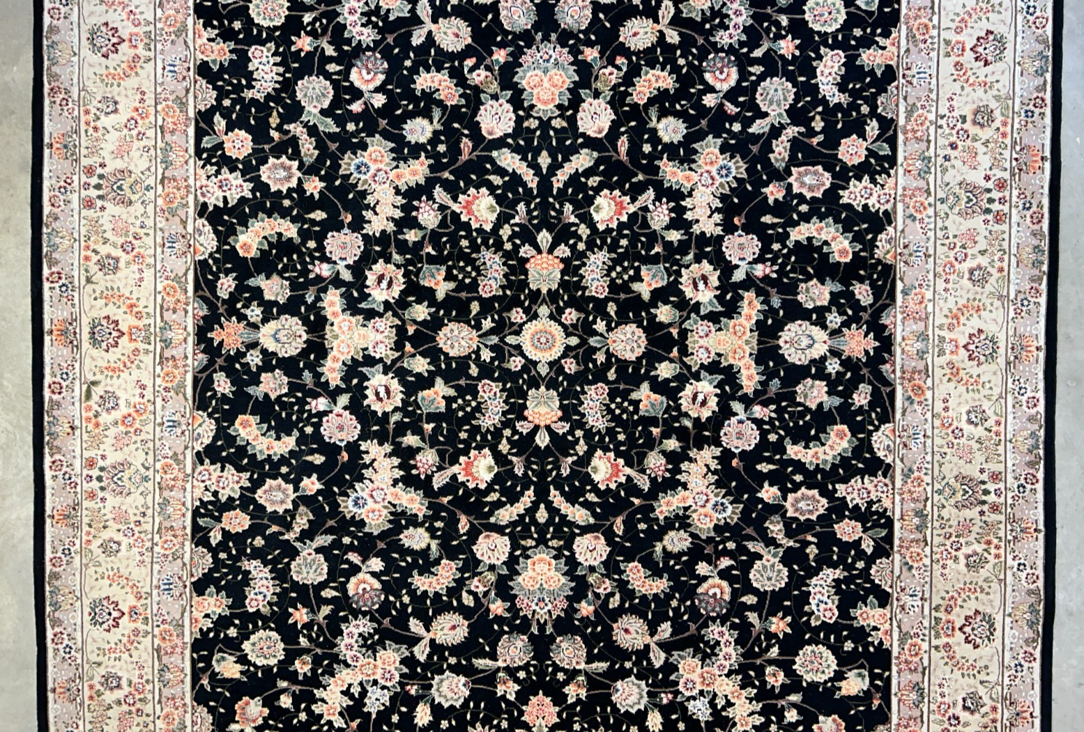 8'9"x11'6" Hand-Knotted Wool & Silk Blend Oriental Rug
