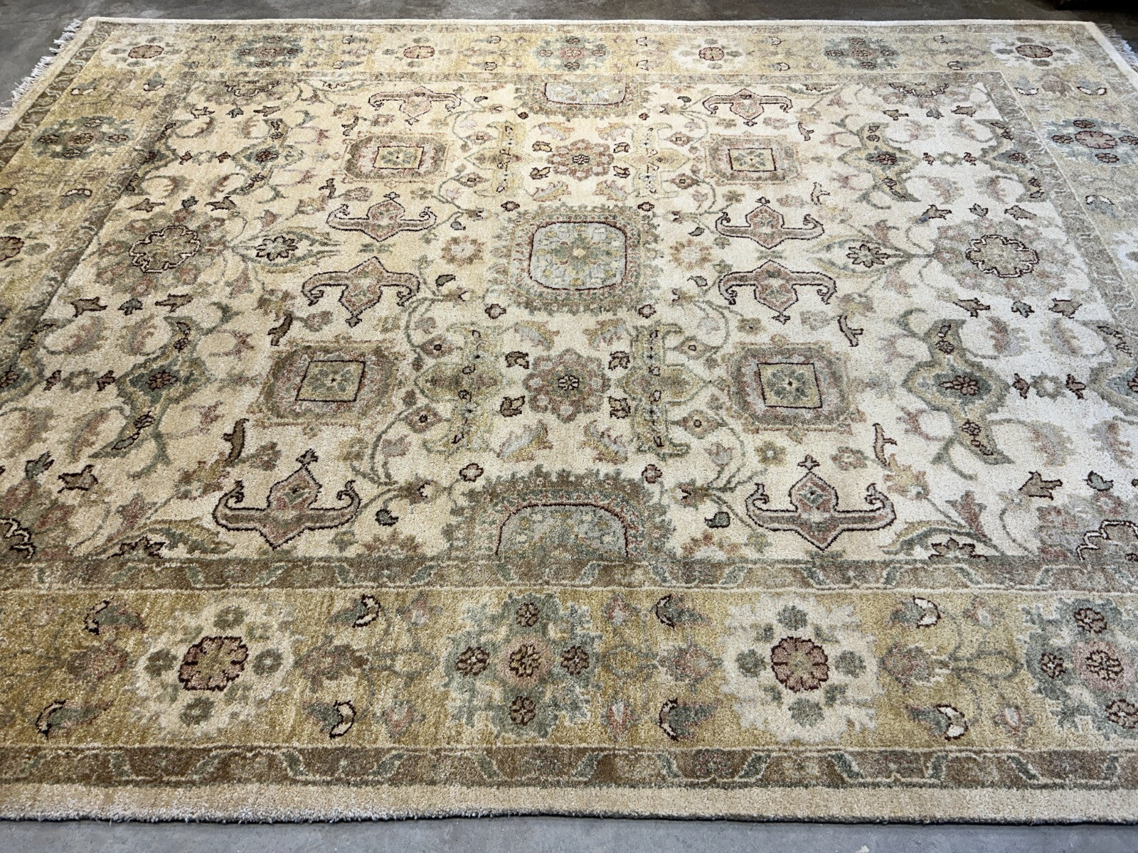9'x12' Hand-Knotted 100% Wool Pile Oriental Rug