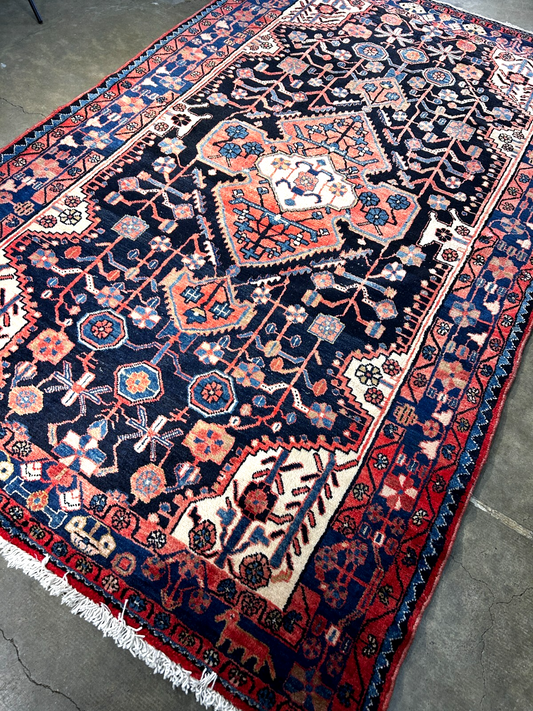 5'2" x 8'3" Hand-Knotted 100% Lamb Wool Pile Nahavande Area Rug