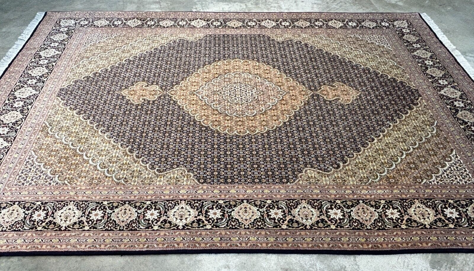 6'7"x9'9" Fine Hand-Knotted Wool & Silk Blend Tabrize Mahi Carpet - Area Rug