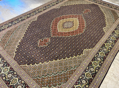 6'8"x10'3" Fine Hand-Knotted Wool & Silk Blend Tabrize Mahi Carpet - Area Rug