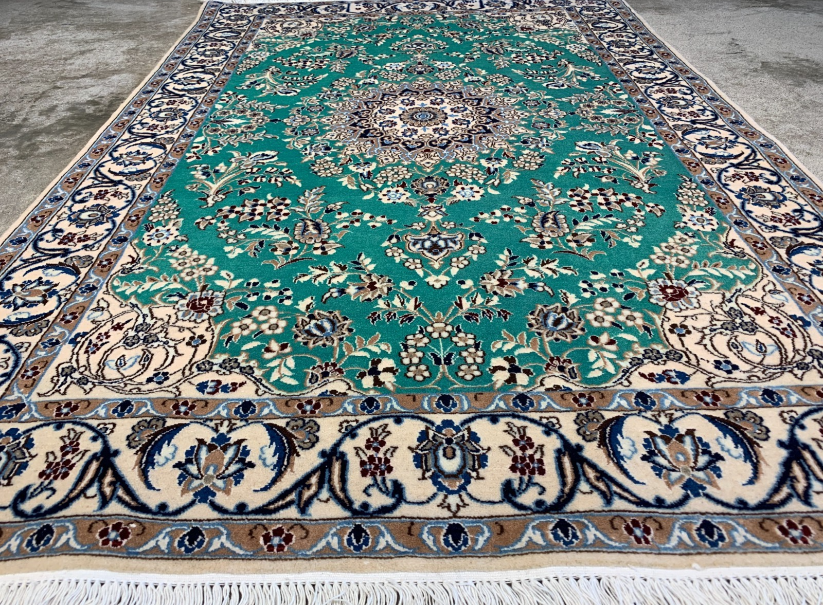 3'3"x4'9'' Very Fine Hand-Knotted Silk & Wool Naine Area Rug - Carpet