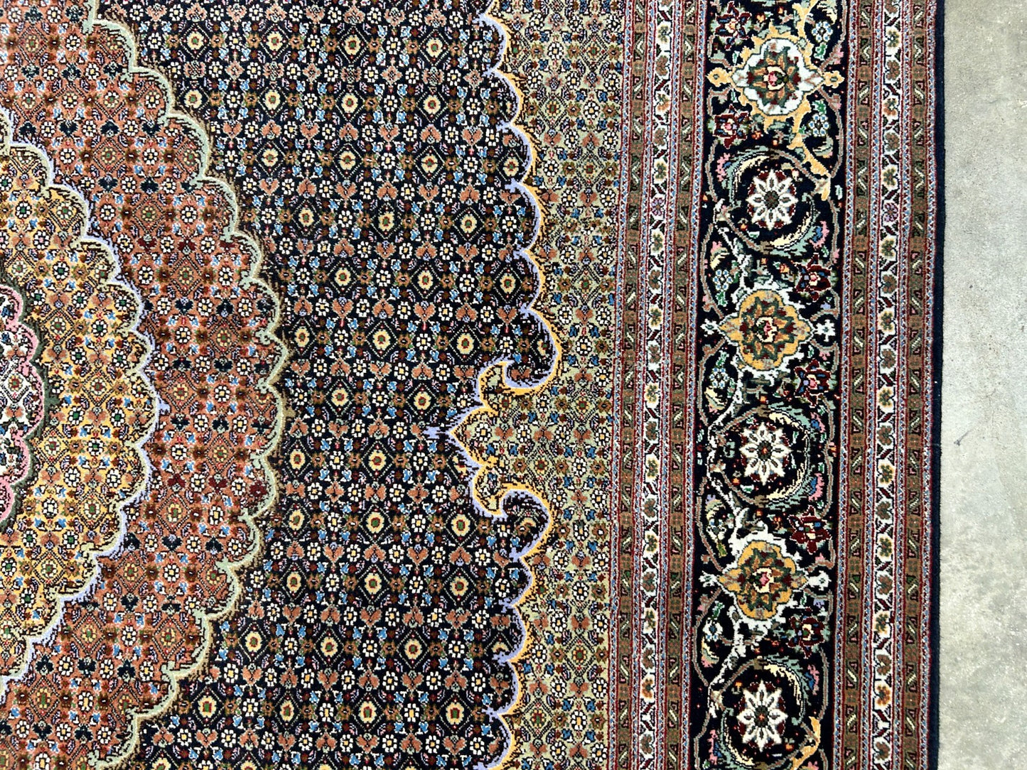 6'8"x9'8" Fine Hand-Knotted Wool & Silk Oriental Tabrize Rug - Area Carpet